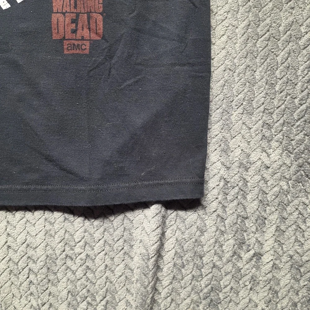 The Walking Dead AMC Graphic T Shirt Men's‎ XL Black Zombie Horror - Picture 8 of 11